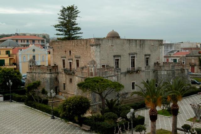 Fronte Mare A Venetico Apartment ภายนอก รูปภาพ