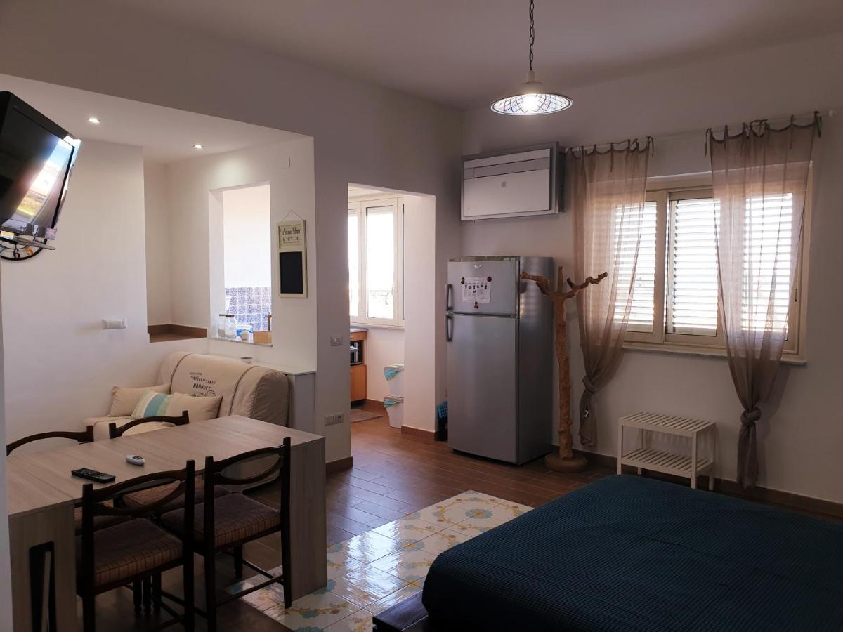 Fronte Mare A Venetico Apartment ภายนอก รูปภาพ